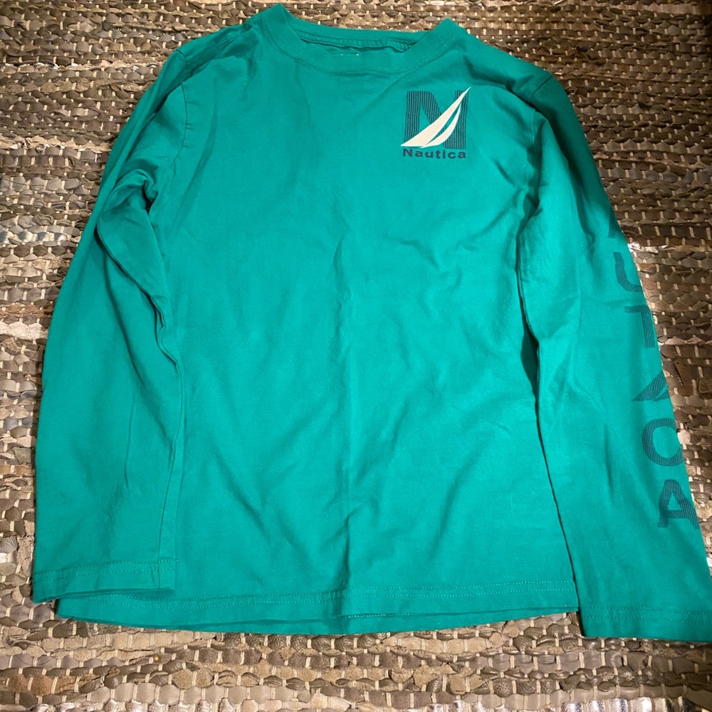 5/20🌻 Long Sleeve Nautica T-Shirt